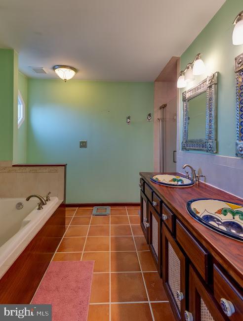 LANDINGS AT PINEY POINT - Residential