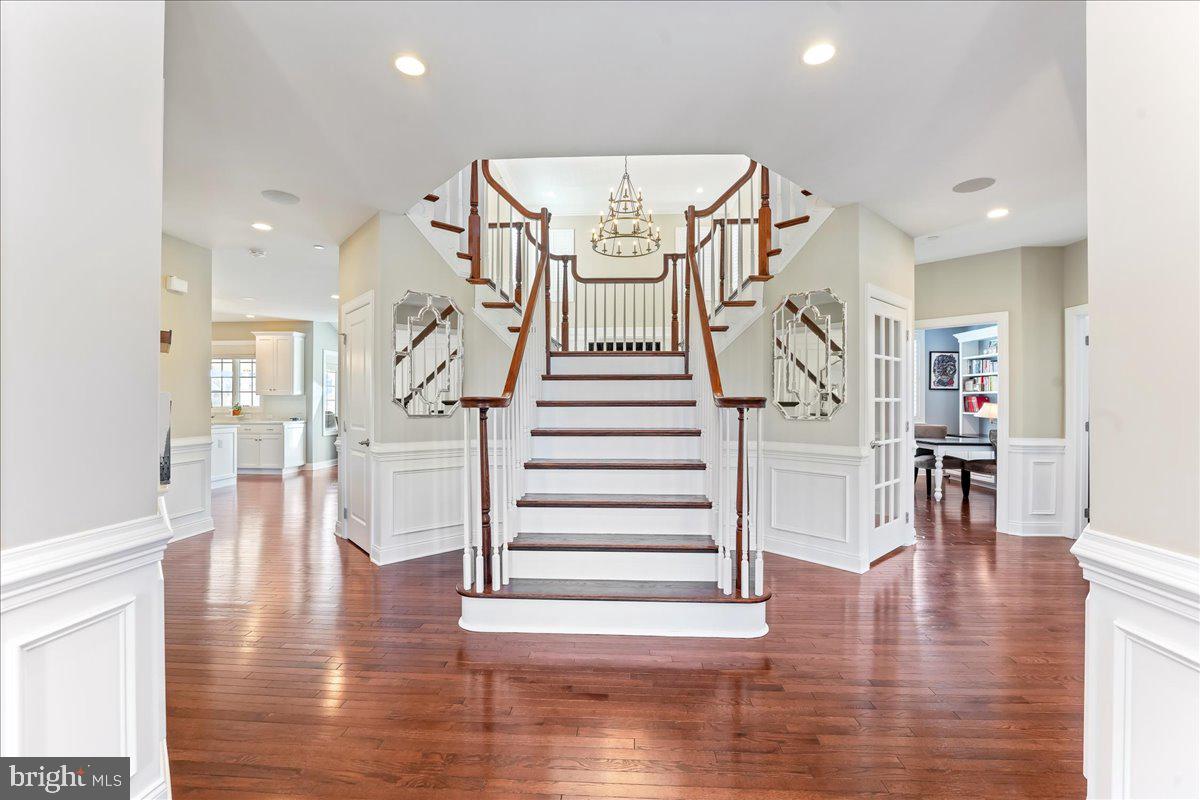 3905 GREENBANK LANE