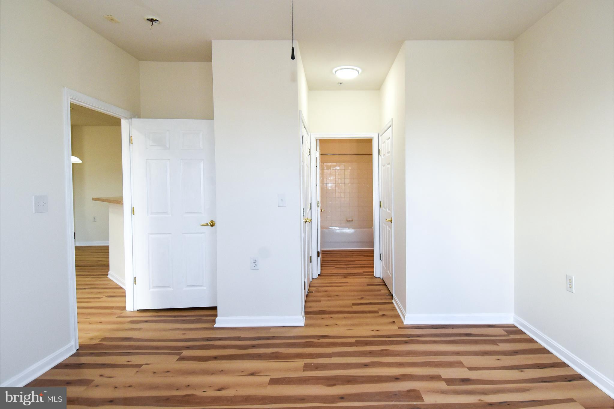 KINGSVIEW VILLAGE - Residential