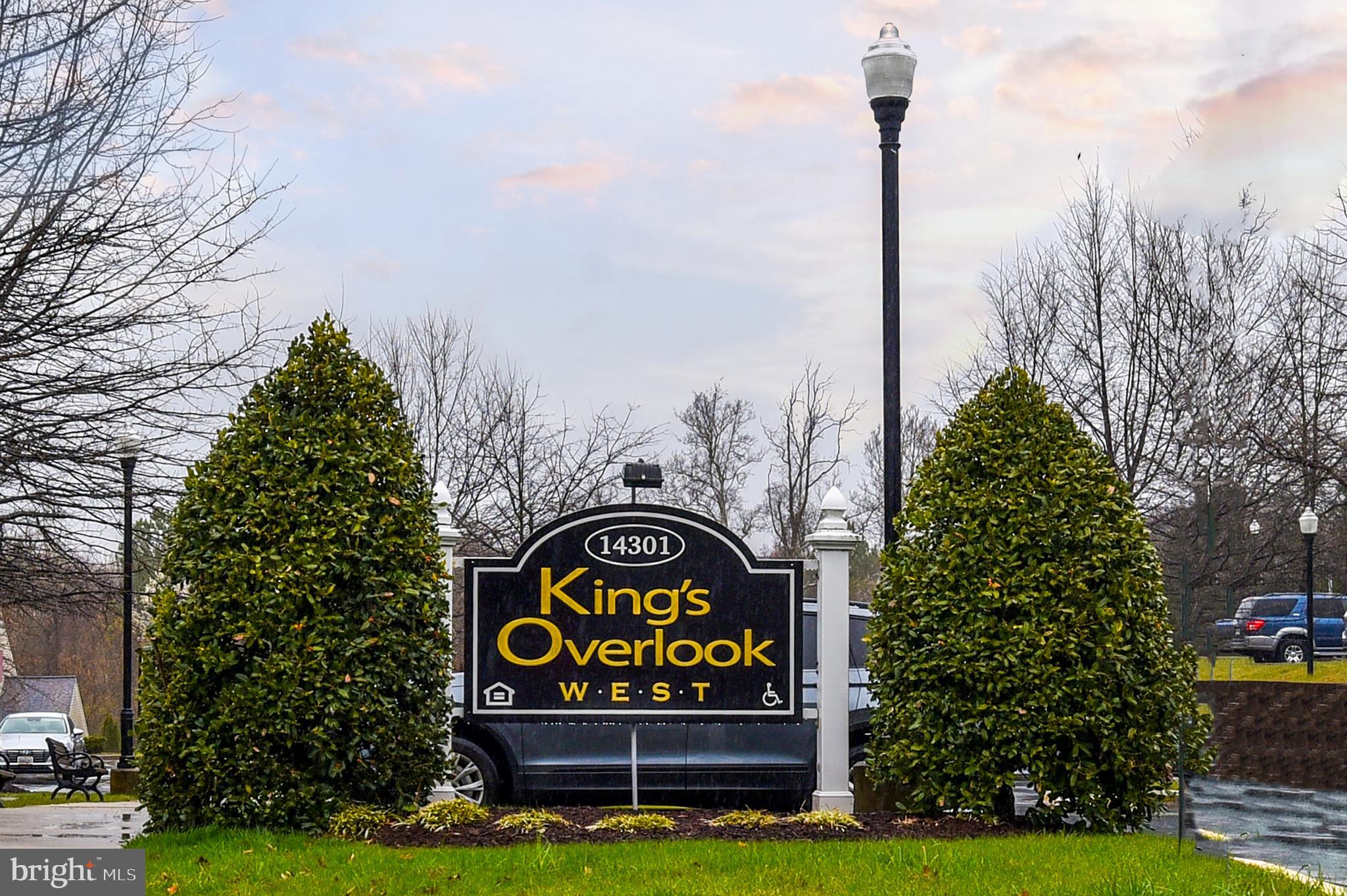 KINGSVIEW VILLAGE - Residential