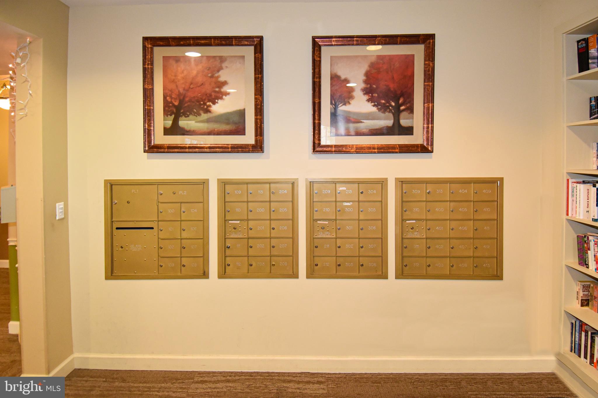 KINGSVIEW VILLAGE - Residential