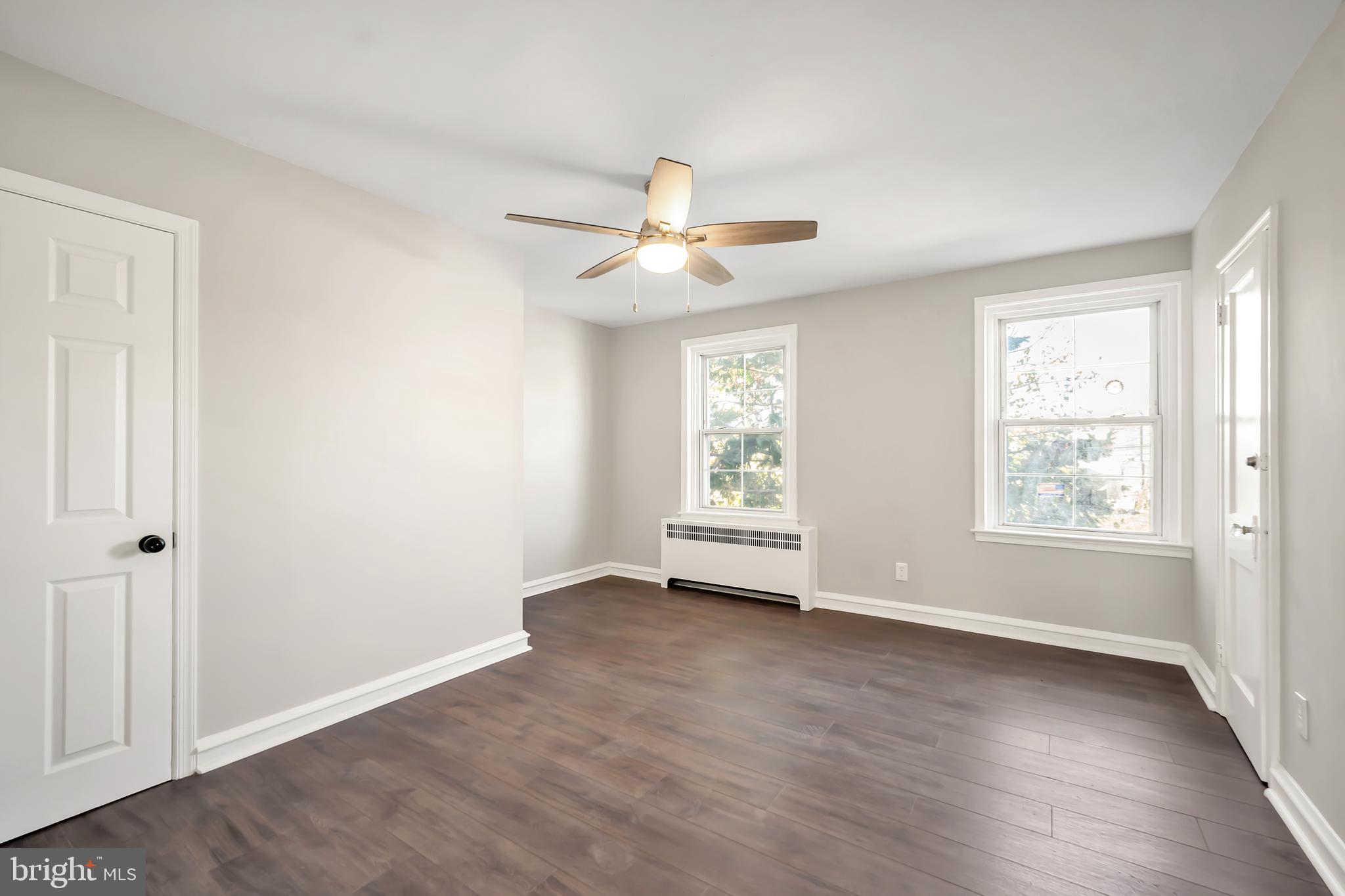 OXFORD CIRCLE - Residential