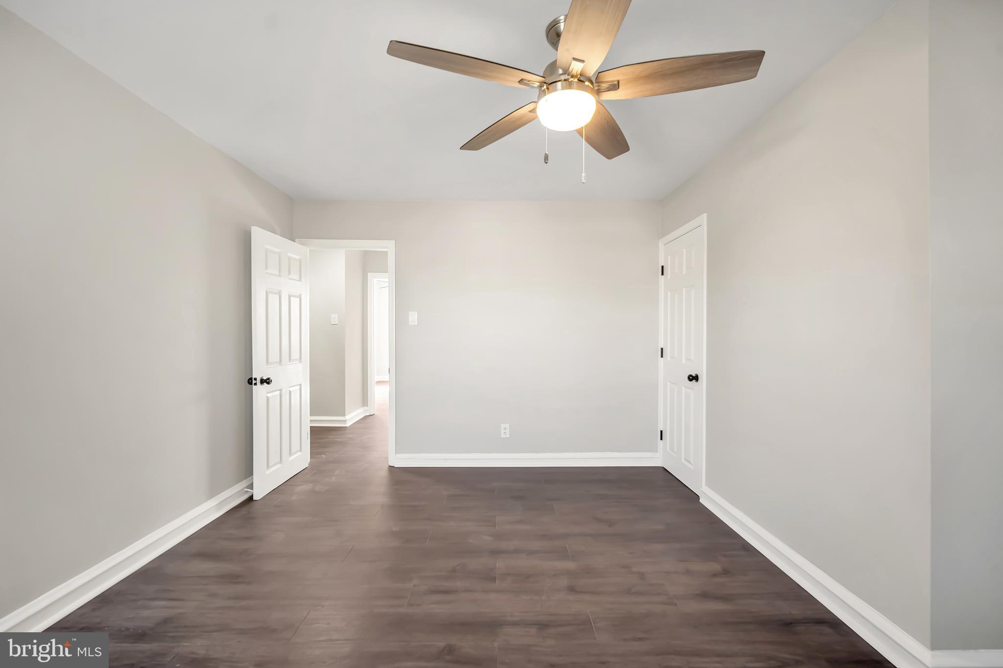 OXFORD CIRCLE - Residential