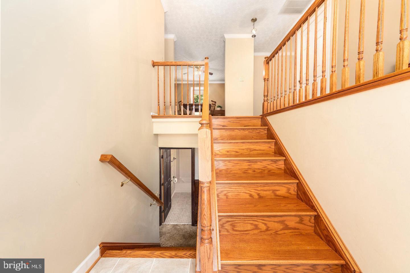 211 SLEEPY HOLLOW TRAIL