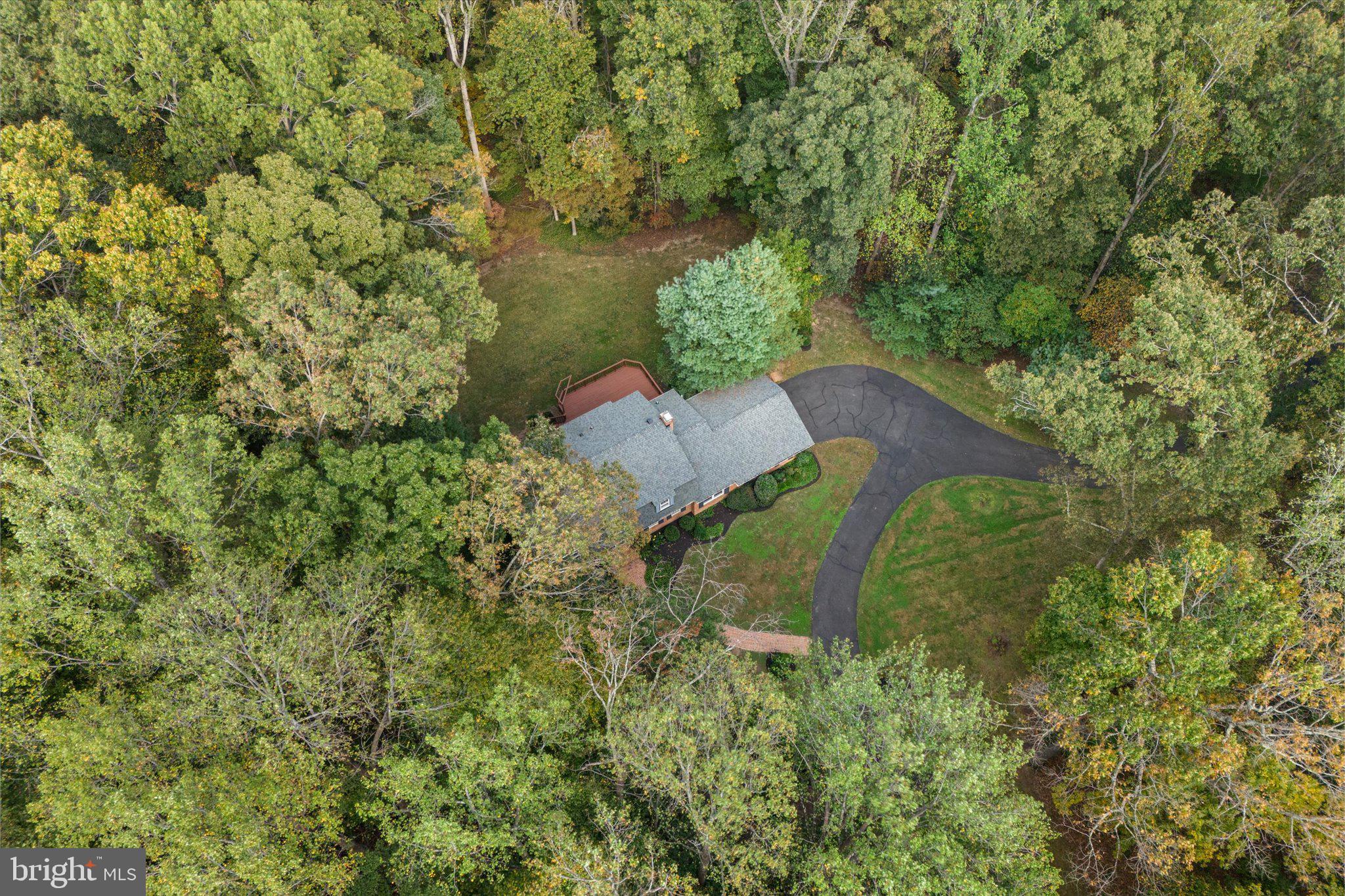 THE ENGLISH HILLS - Residential