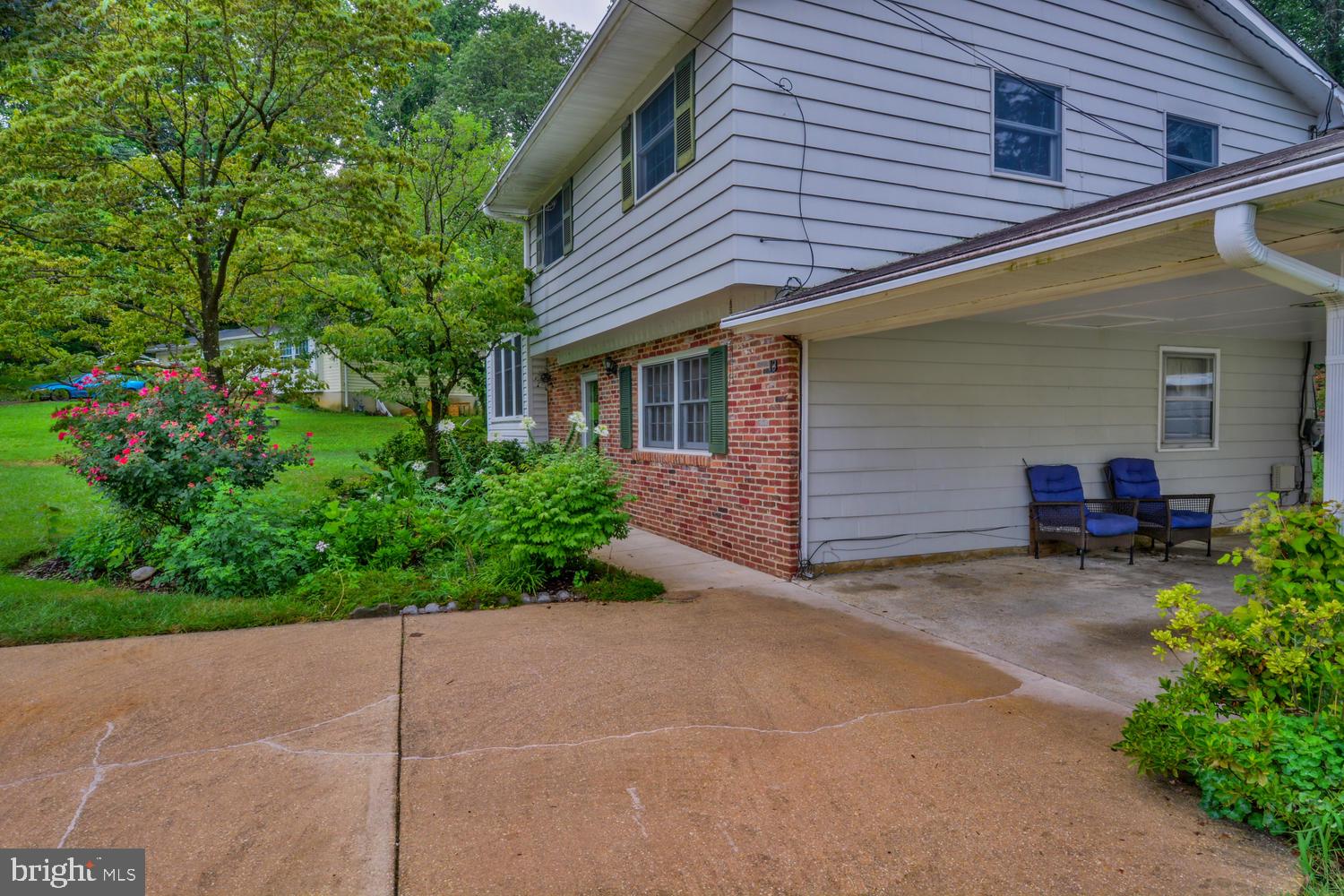 PRIDE VILLAGE - Residential