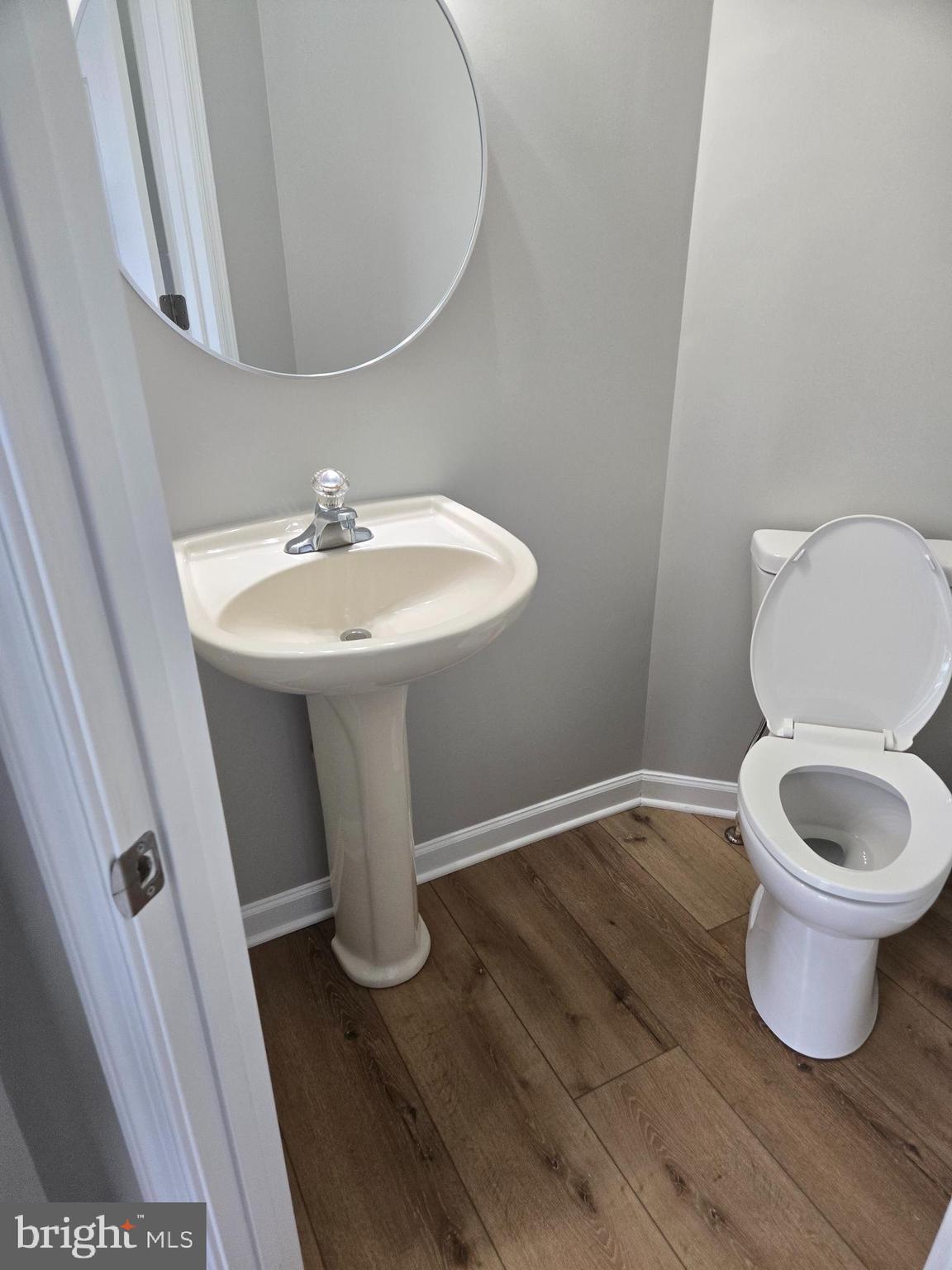 COUNTY GREEN - Residential