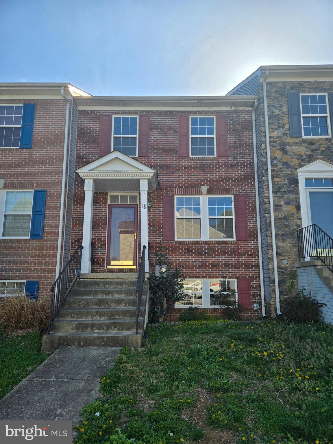 COUNTY GREEN - Residential