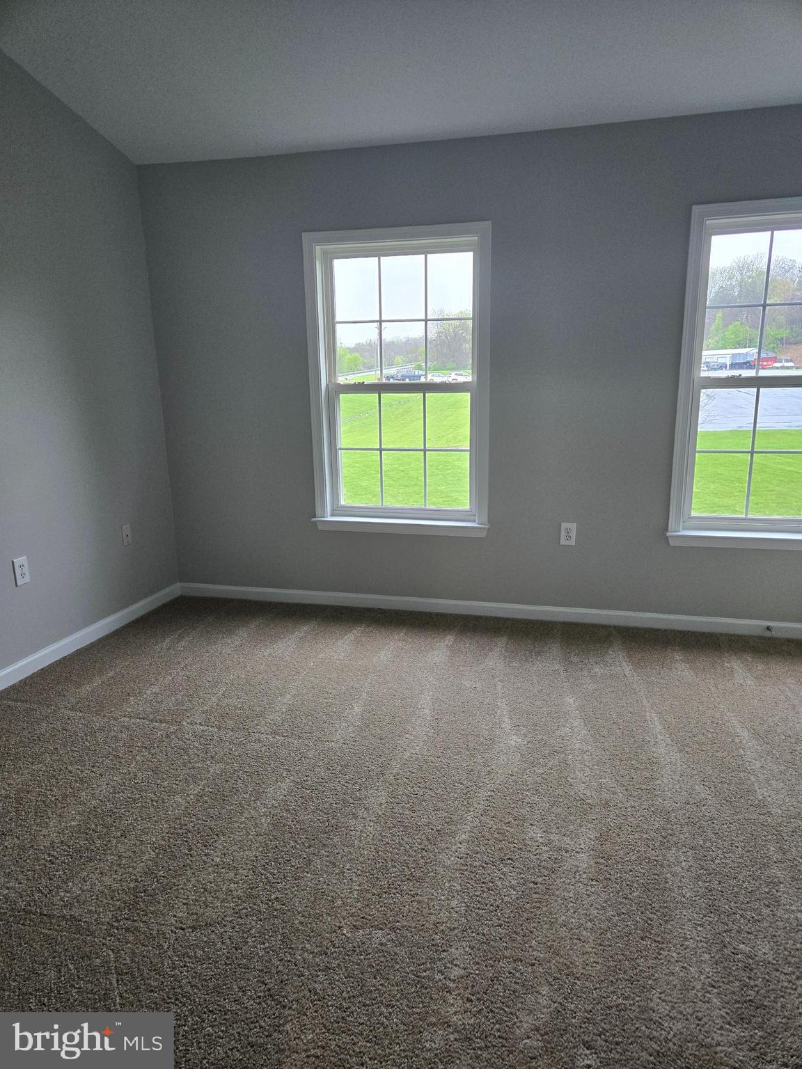 COUNTY GREEN - Residential