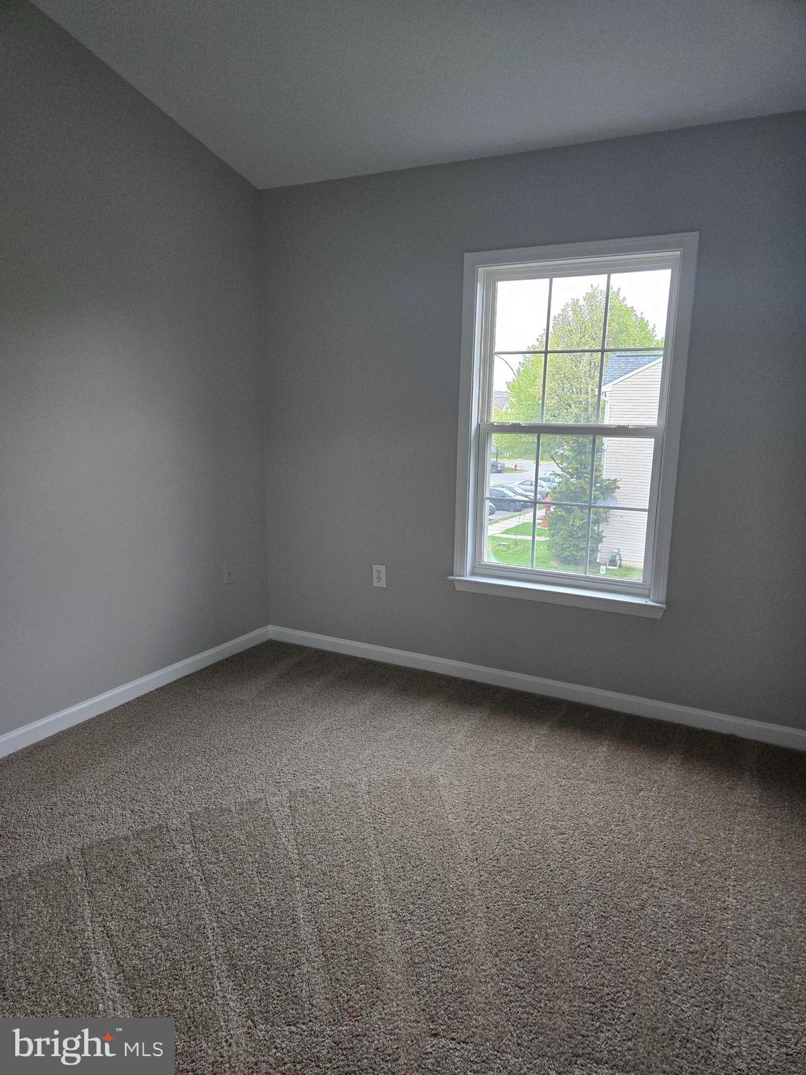 COUNTY GREEN - Residential