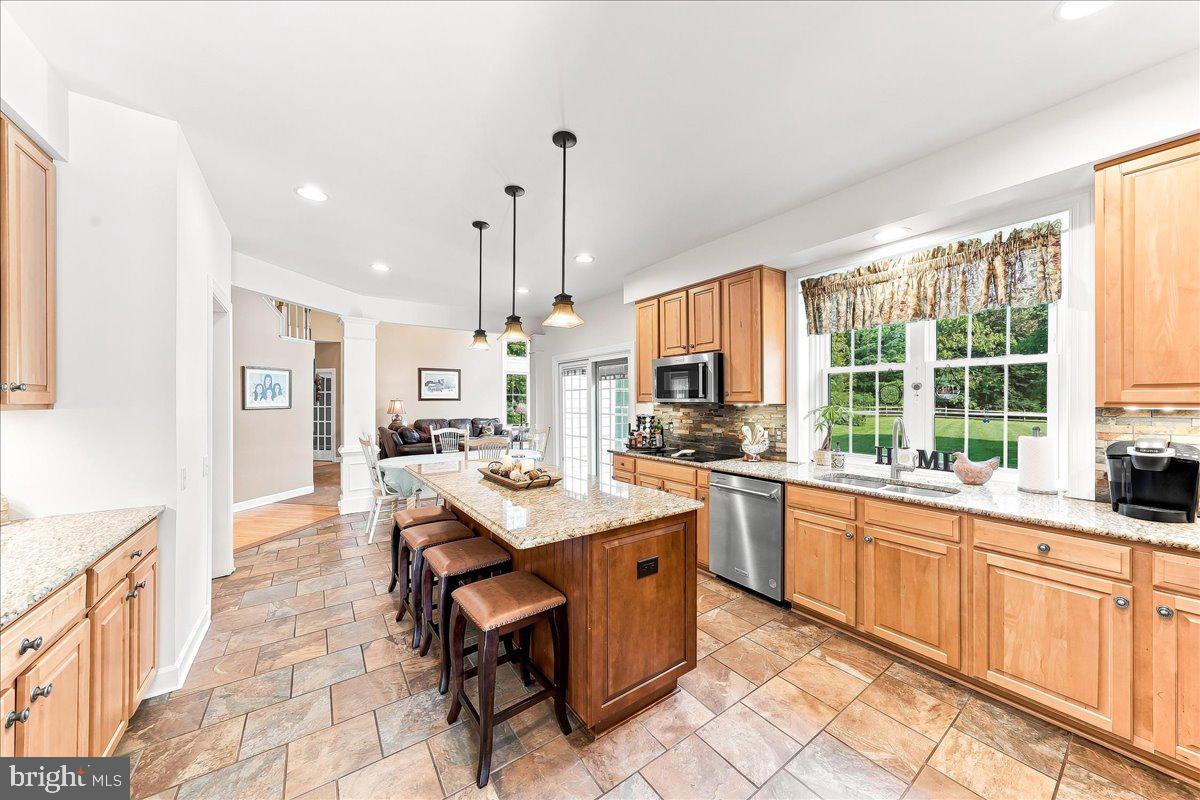 39 MAPLE LANE
