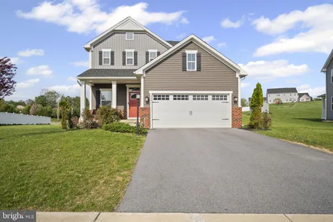 3993 Secretariat Street, Harrisburg, PA MLS: PADA2043374