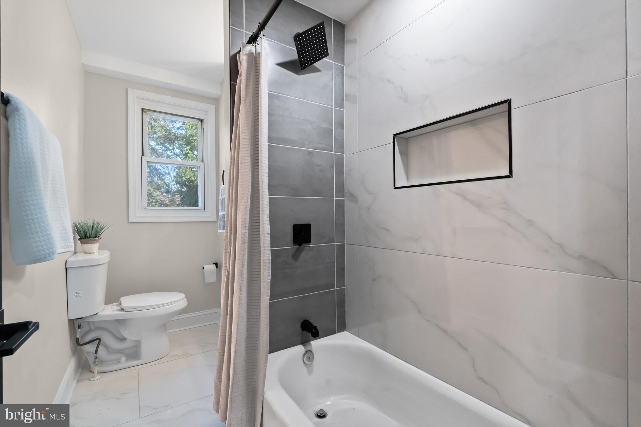 EDMONDSON VIILLAGE - Residential