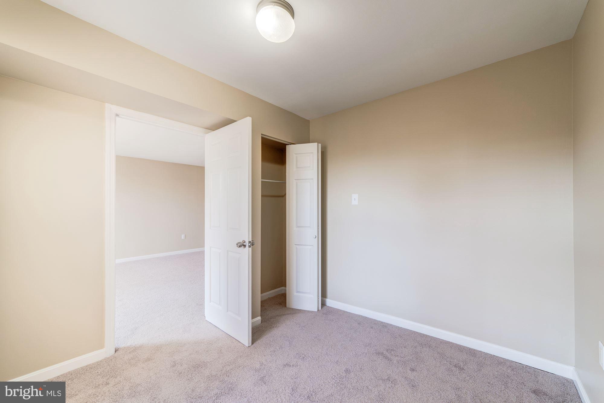 CANTERBURY SQUARE - Residential