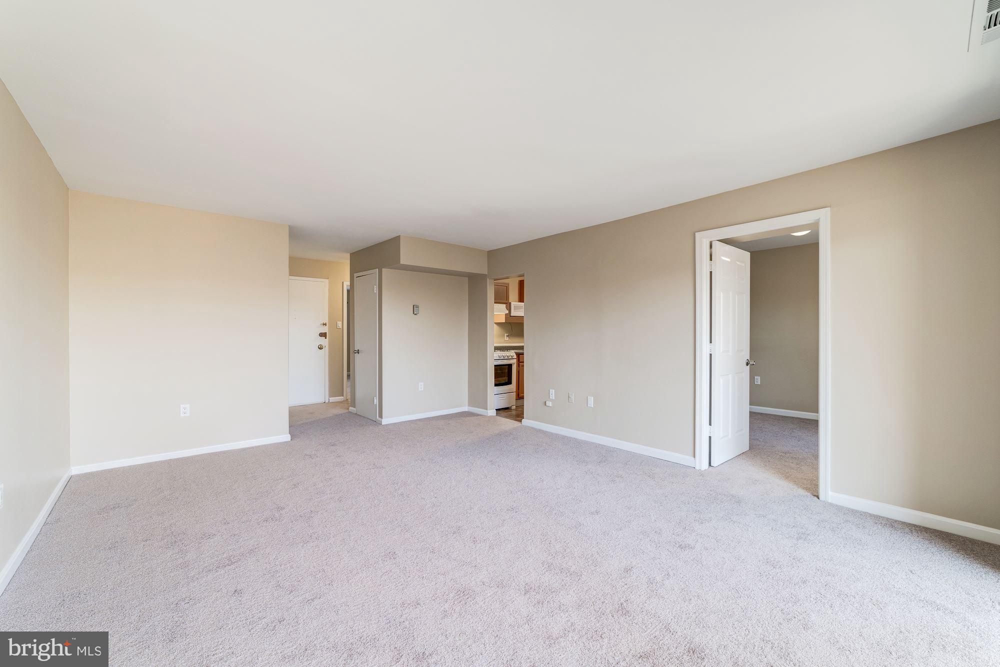 CANTERBURY SQUARE - Residential