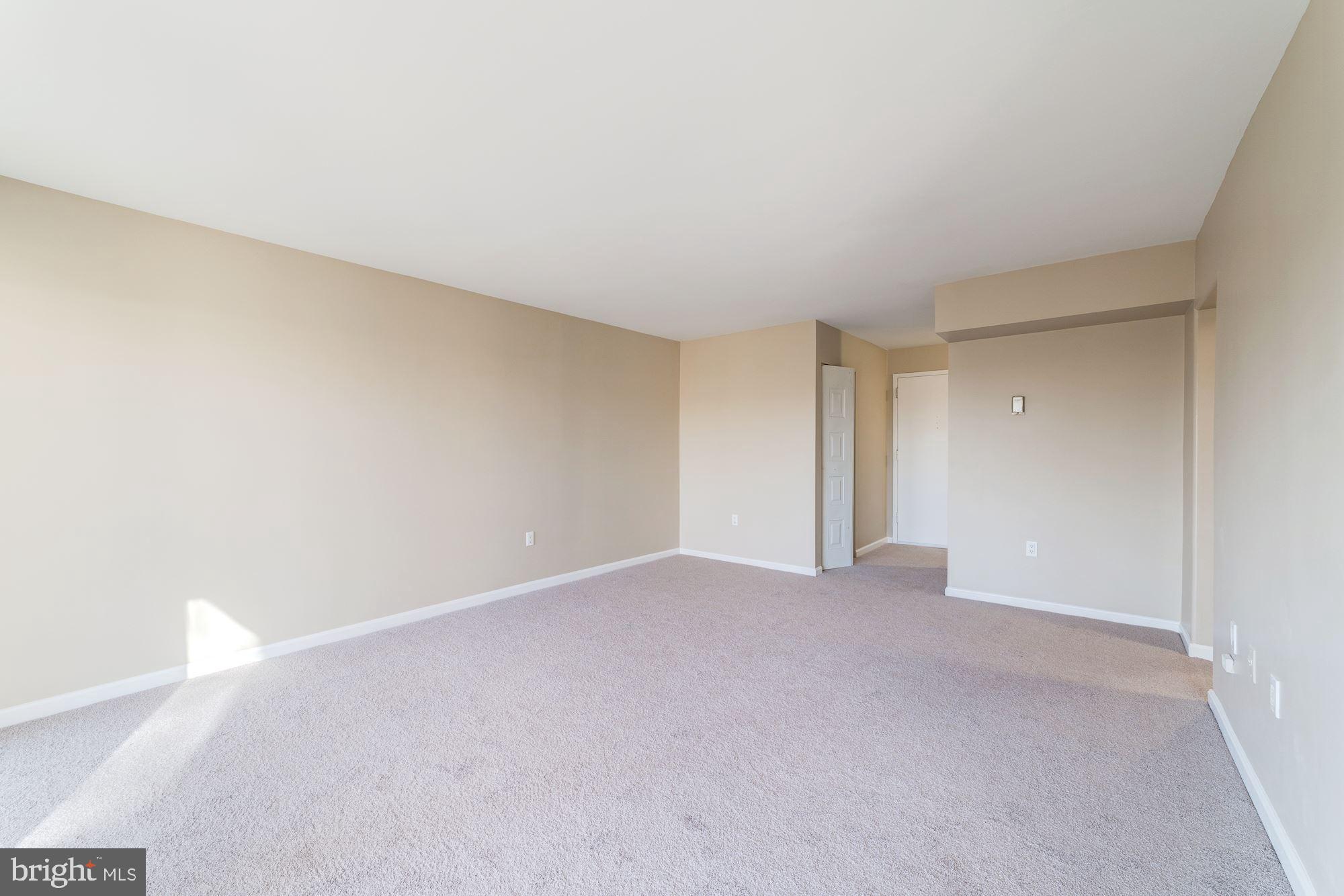 CANTERBURY SQUARE - Residential