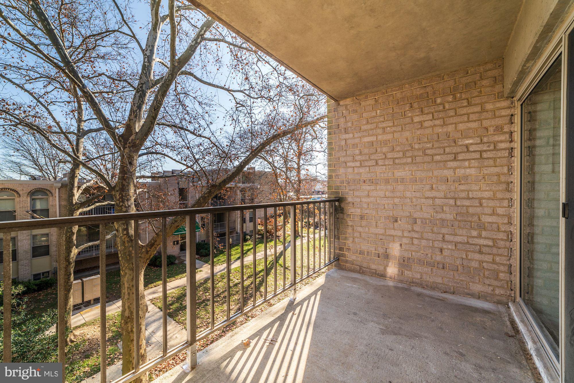 CANTERBURY SQUARE - Residential