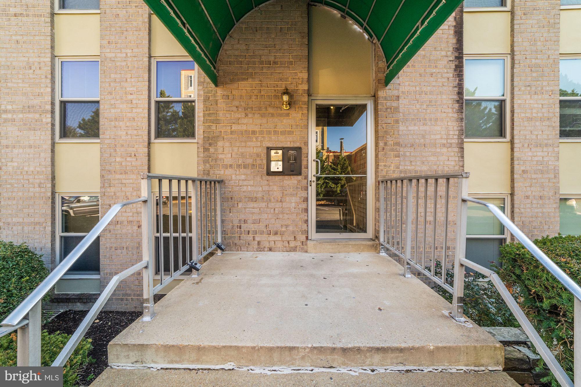 CANTERBURY SQUARE - Residential