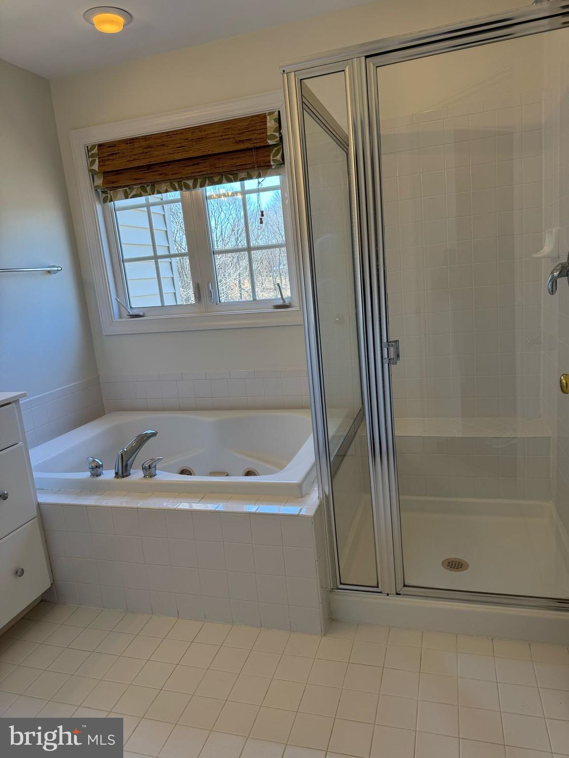 LAUREL CREST - Residential Lease