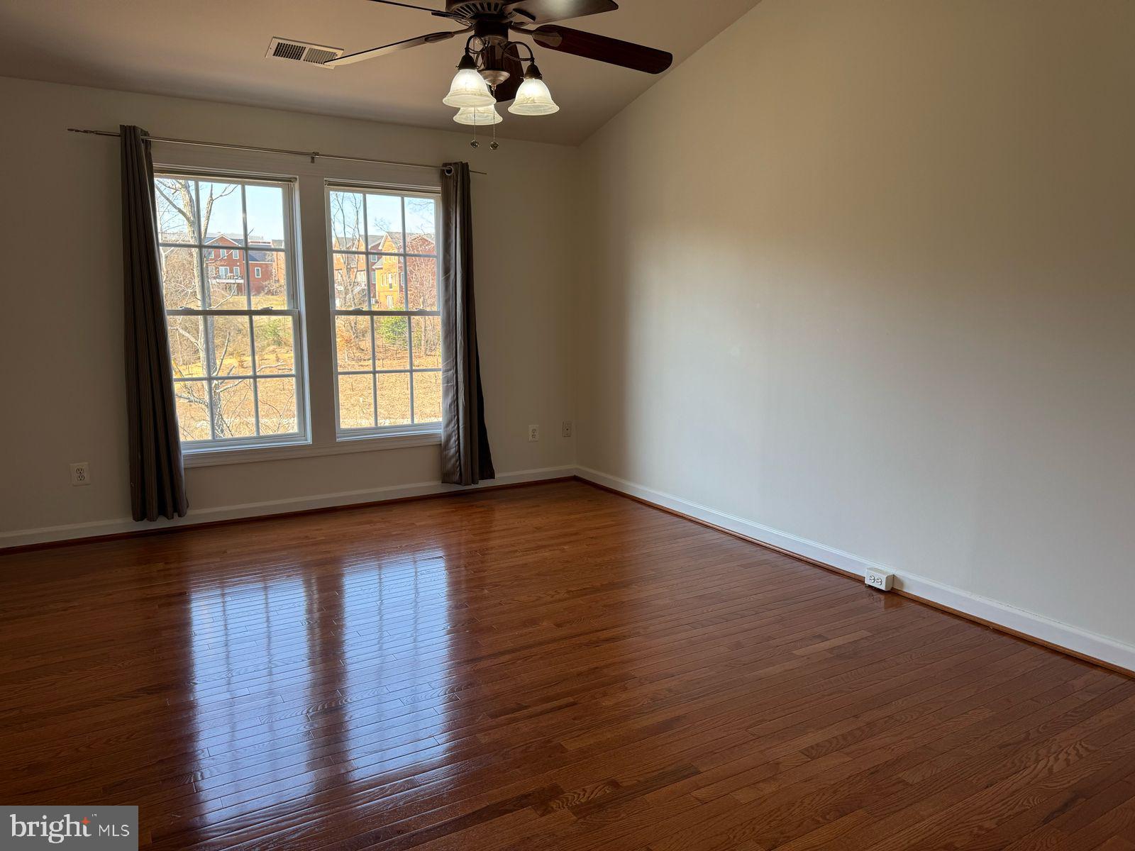 LAUREL CREST - Residential Lease