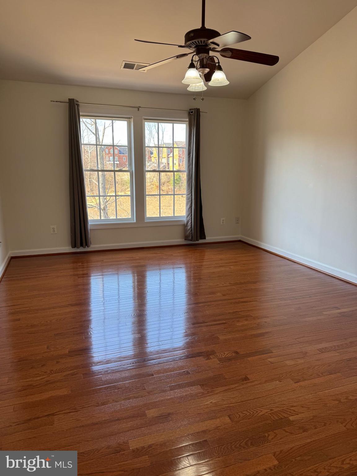 LAUREL CREST - Residential Lease