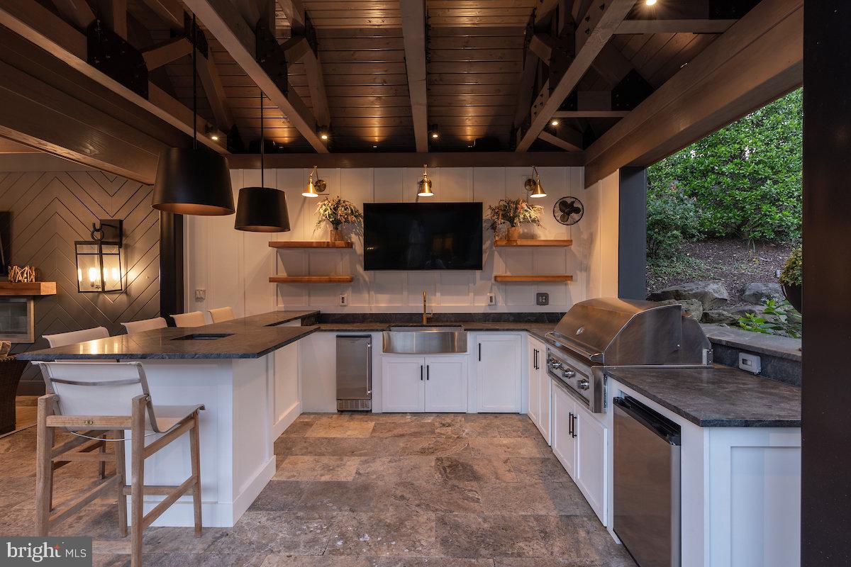 LANGLEY FOREST - Residential