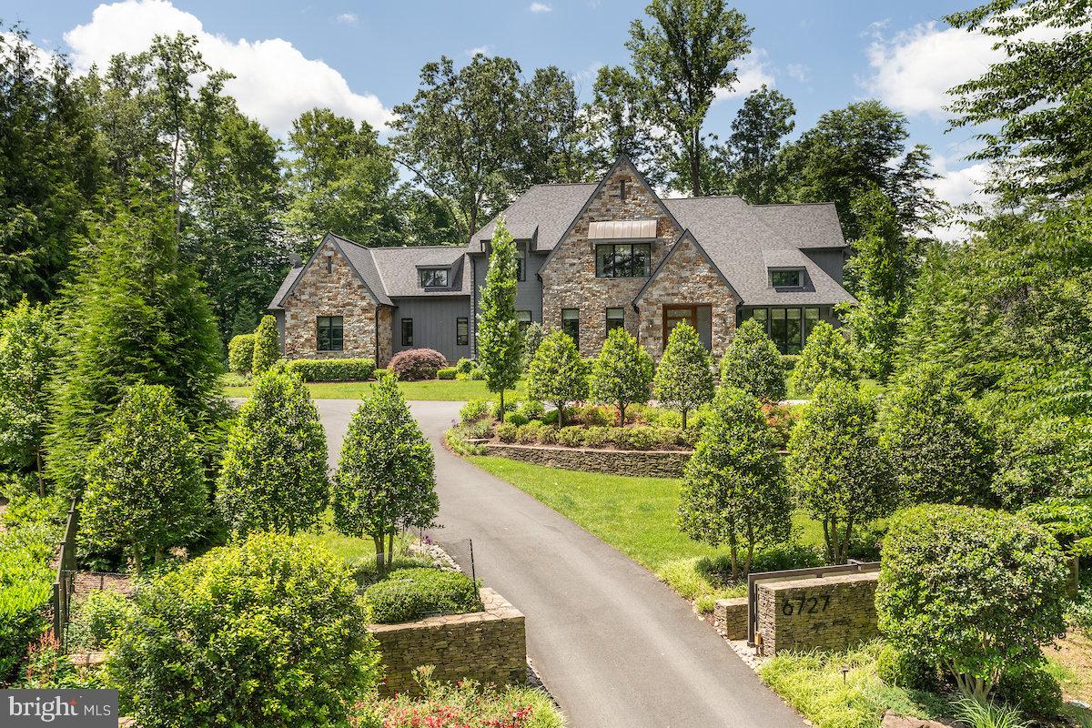 LANGLEY FOREST - Residential