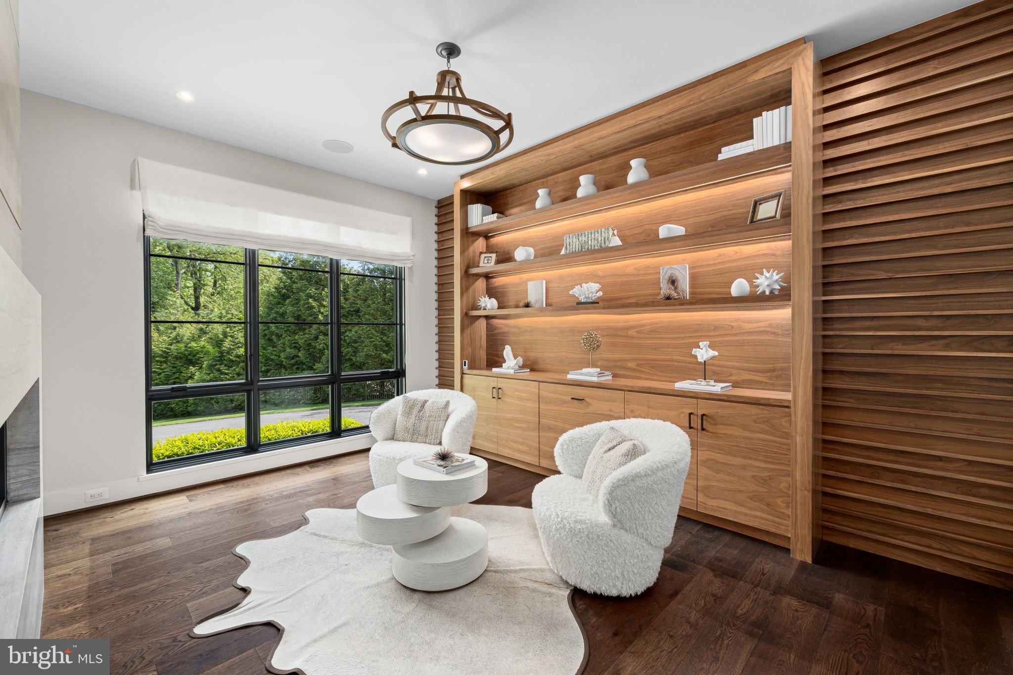 LANGLEY FOREST - Residential