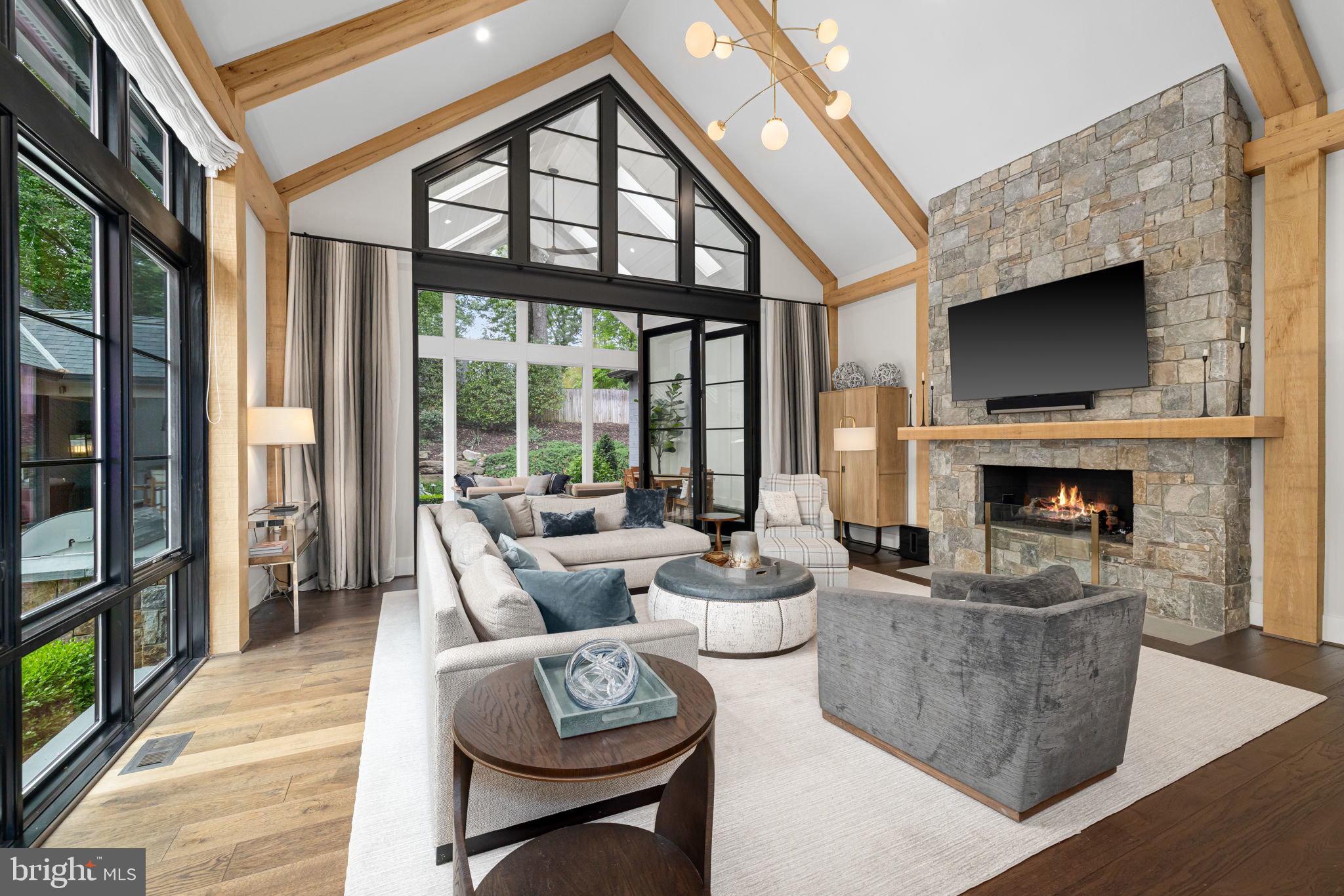 LANGLEY FOREST - Residential