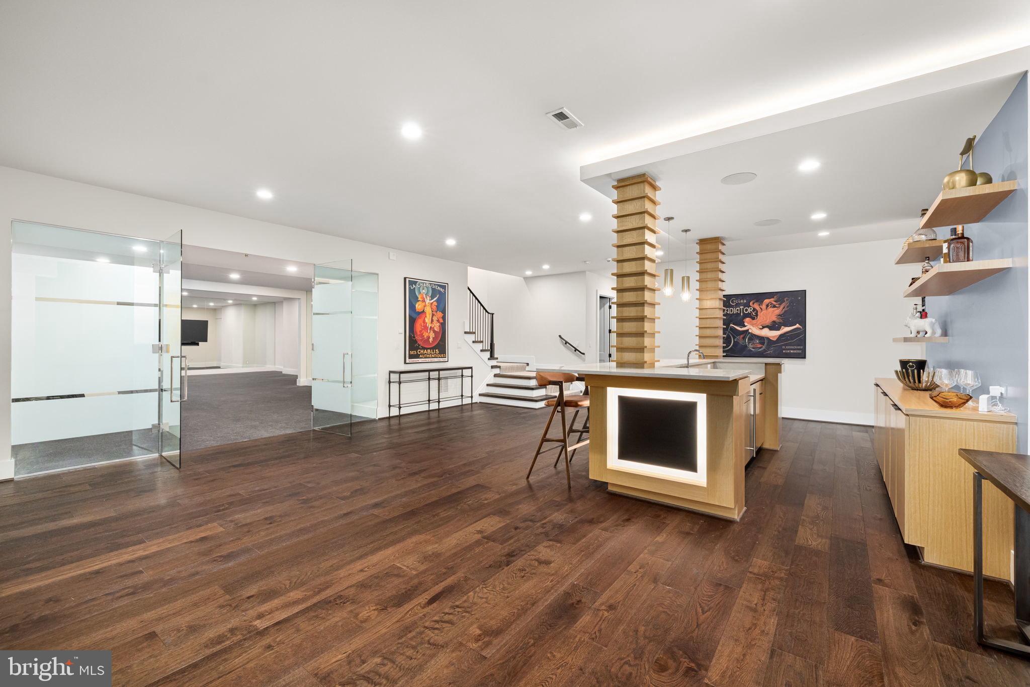 LANGLEY FOREST - Residential