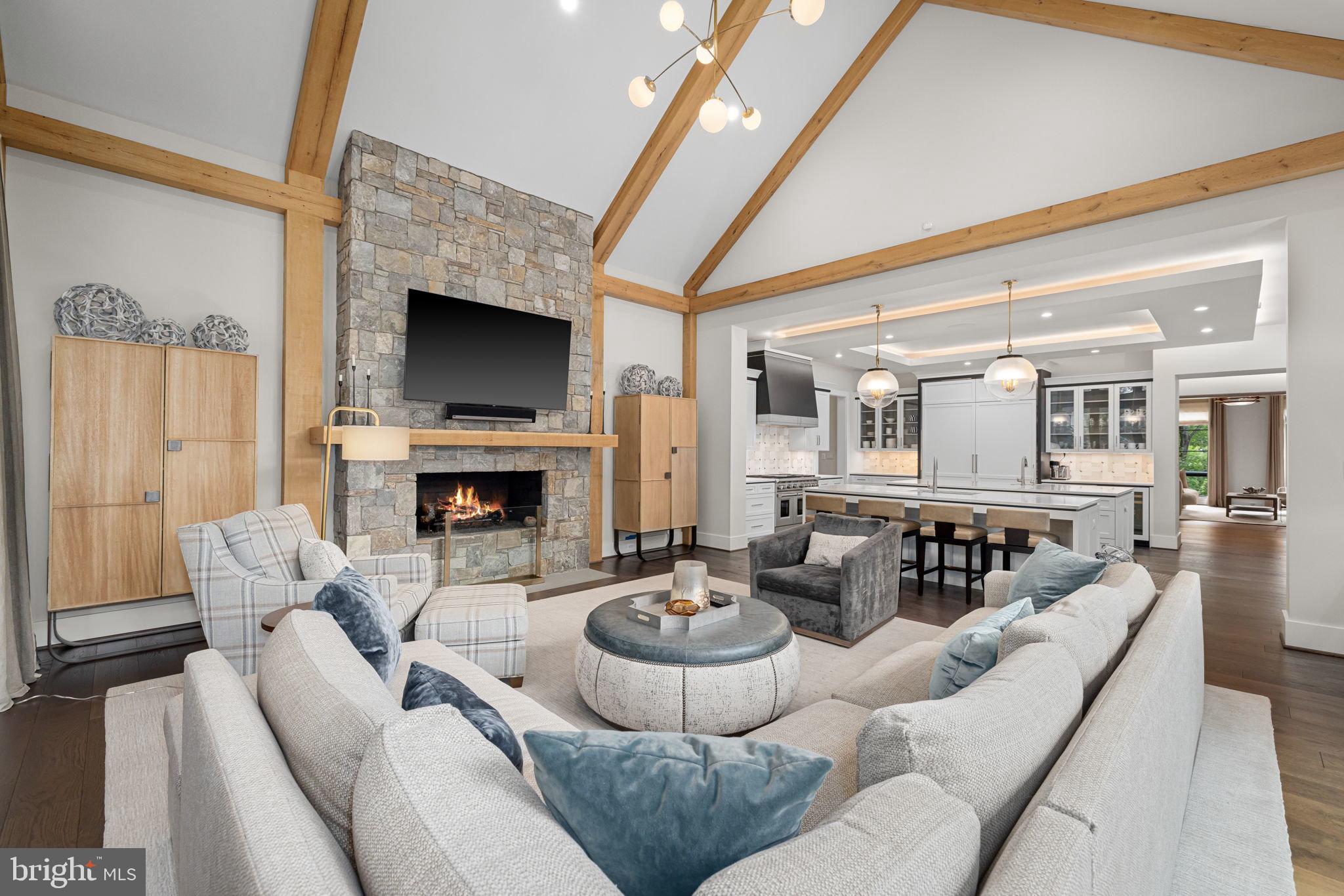 LANGLEY FOREST - Residential