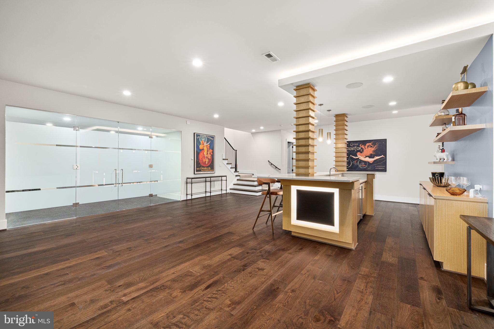 LANGLEY FOREST - Residential