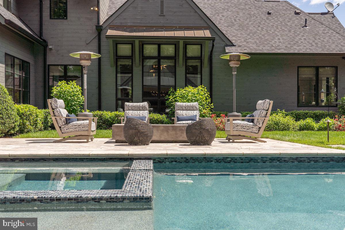 LANGLEY FOREST - Residential