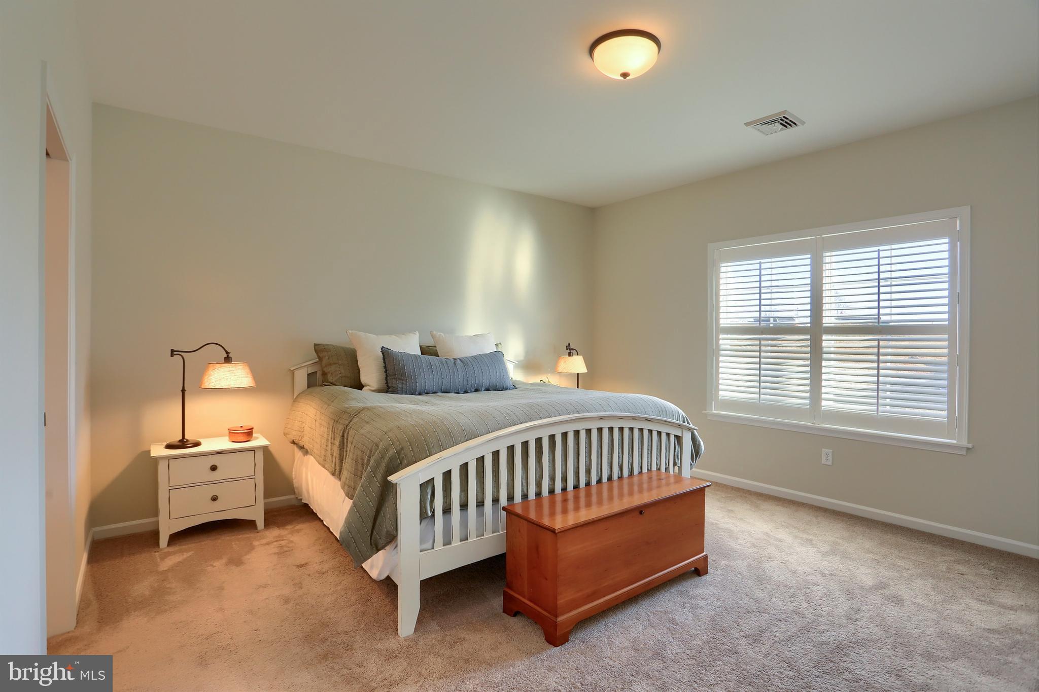 WINDING CREEK - Residential