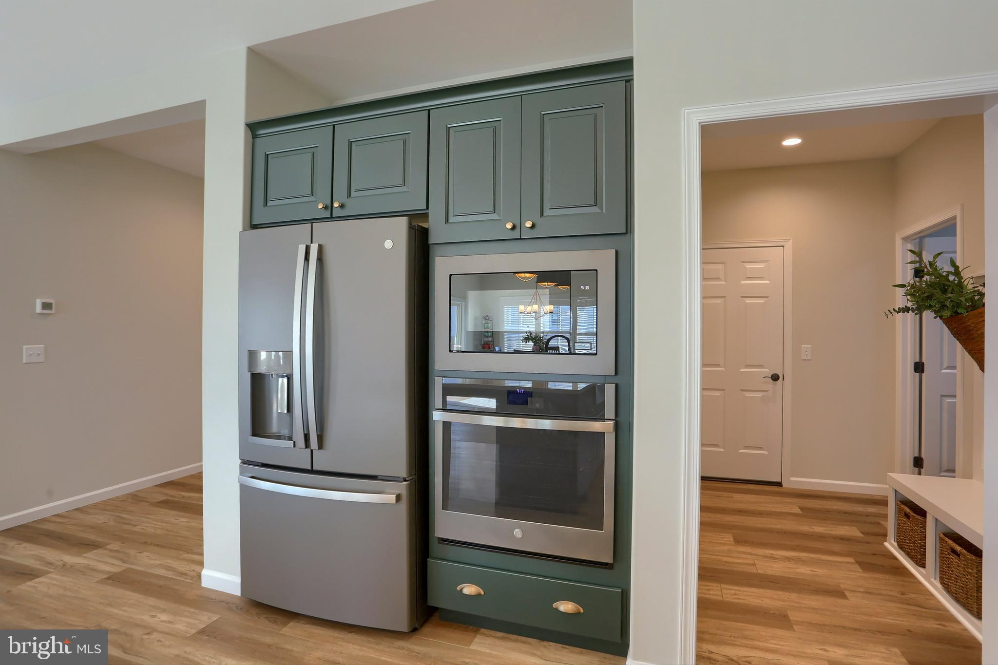 WINDING CREEK - Residential