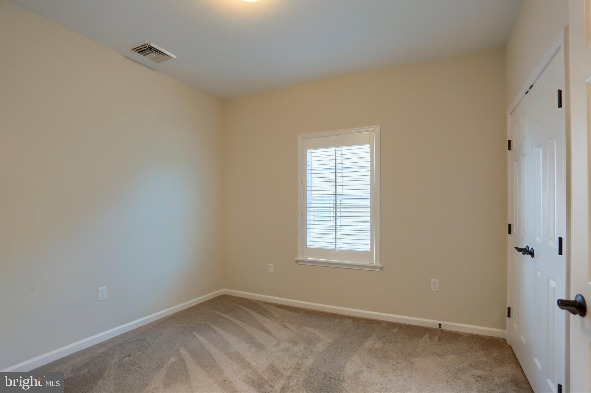 WINDING CREEK - Residential