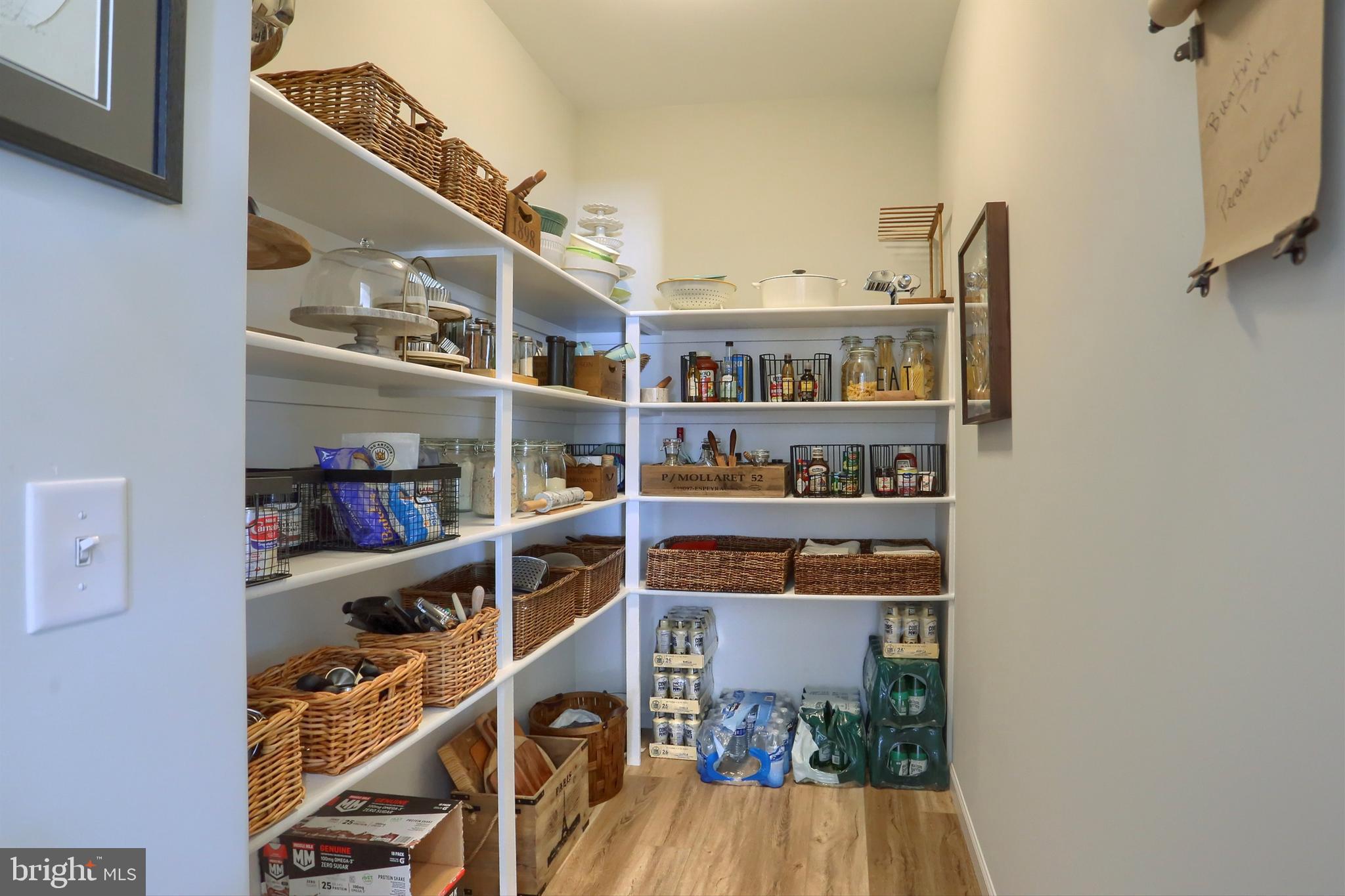 WINDING CREEK - Residential