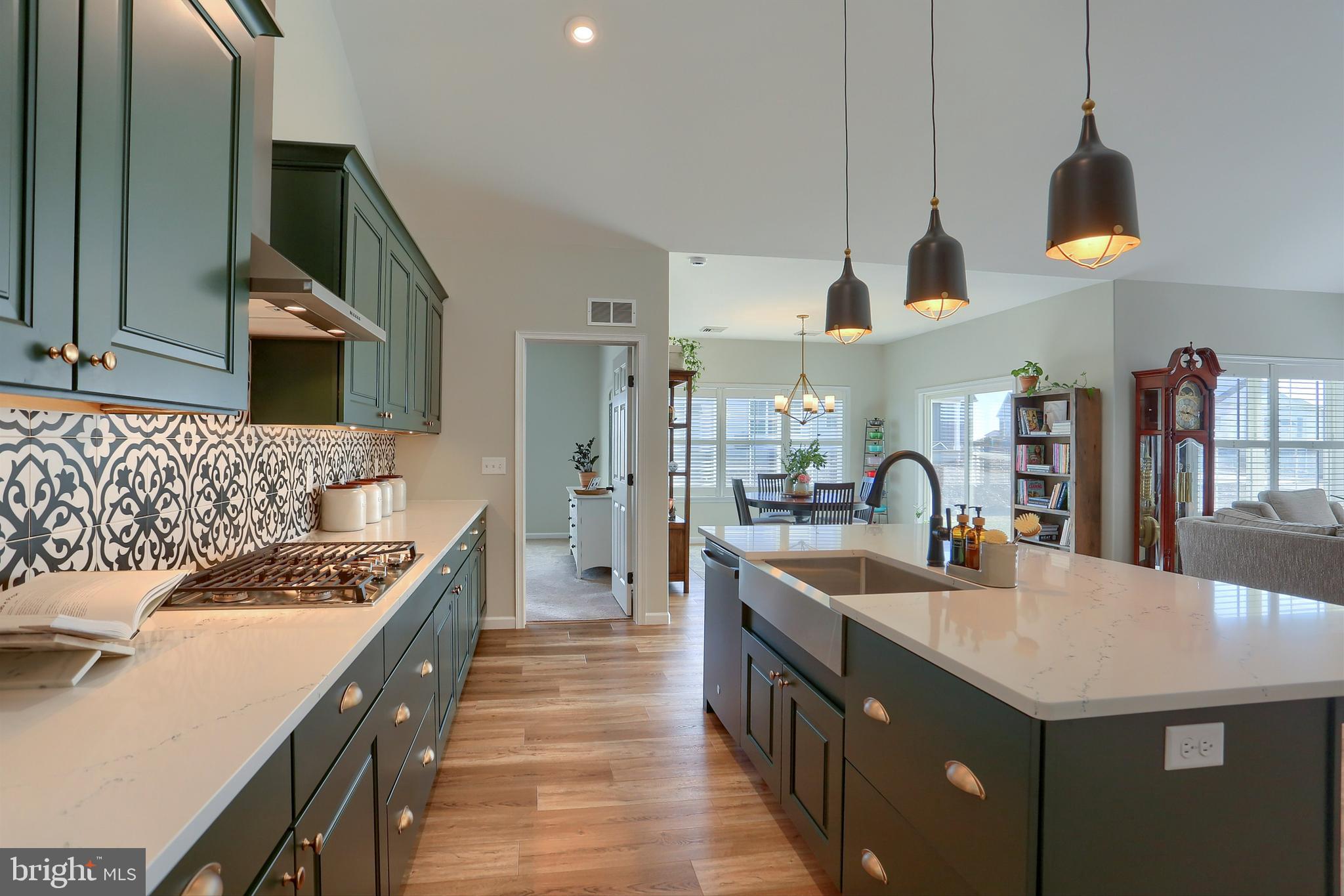 WINDING CREEK - Residential