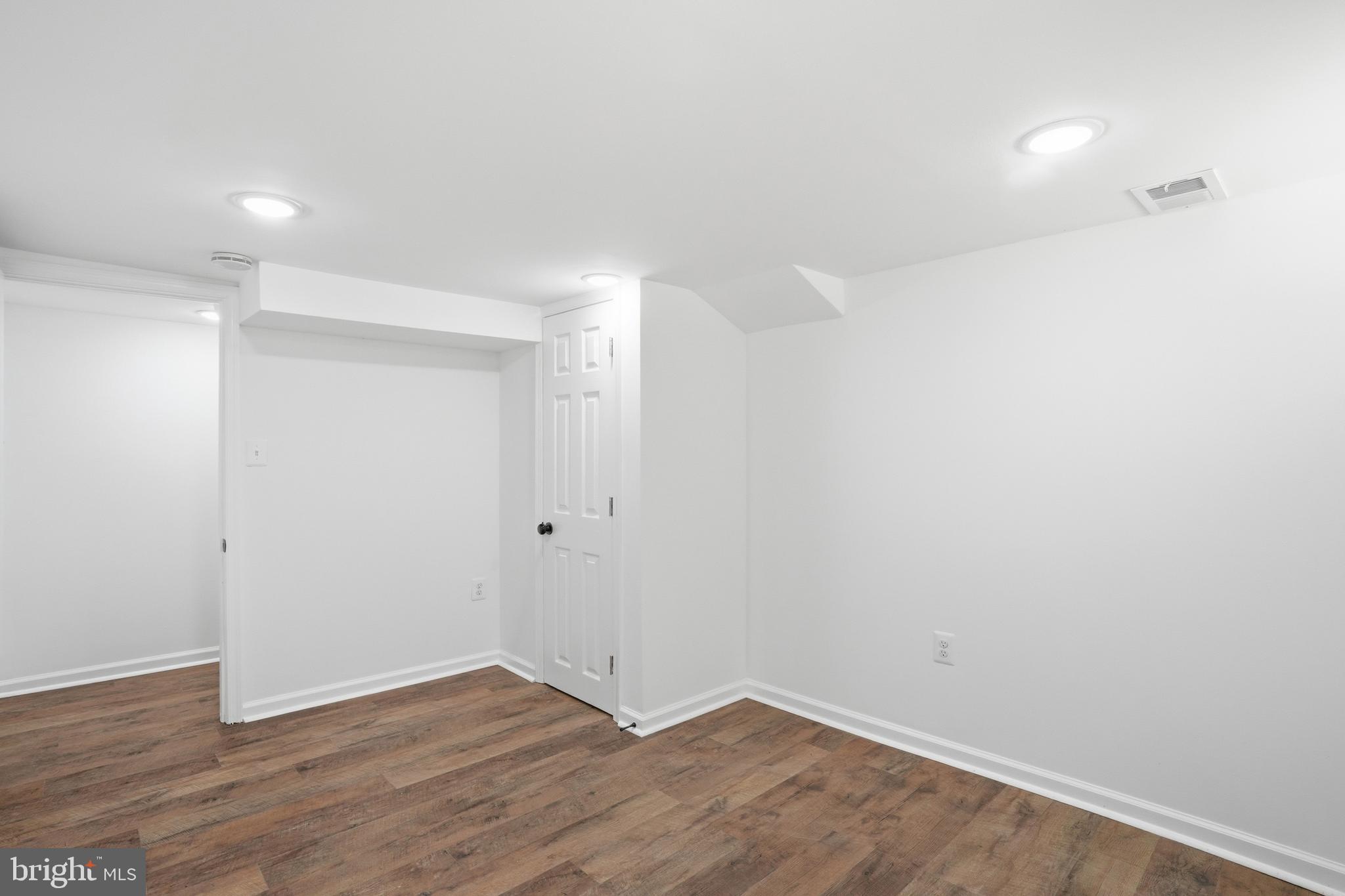 MT RAINIER - Residential