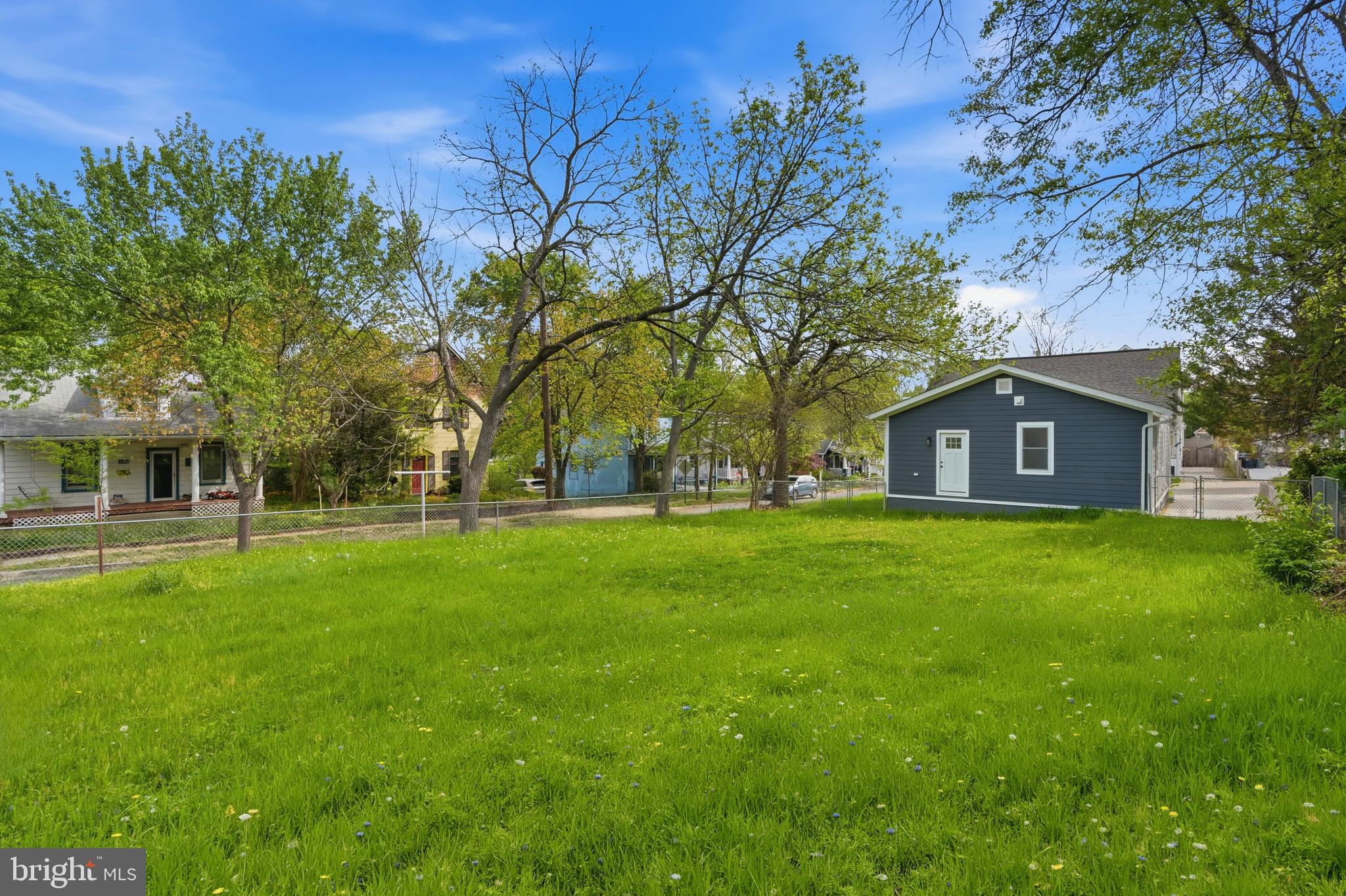 MT RAINIER - Residential