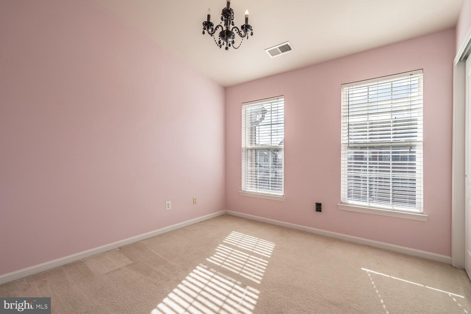 BELMONT COUNTRY CLUB - Residential Lease