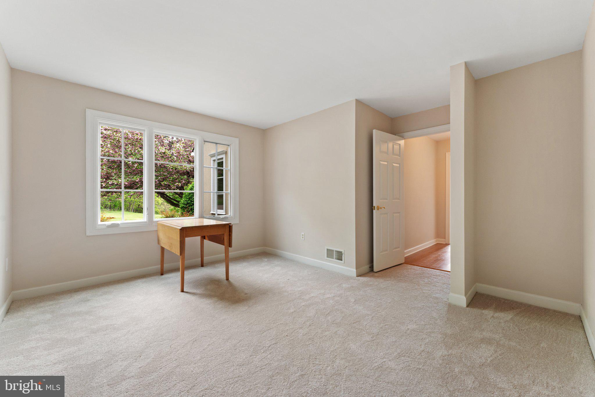 BELLEVUE FARMS - Residential