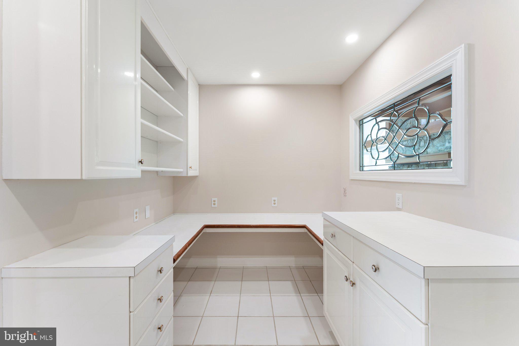 BELLEVUE FARMS - Residential