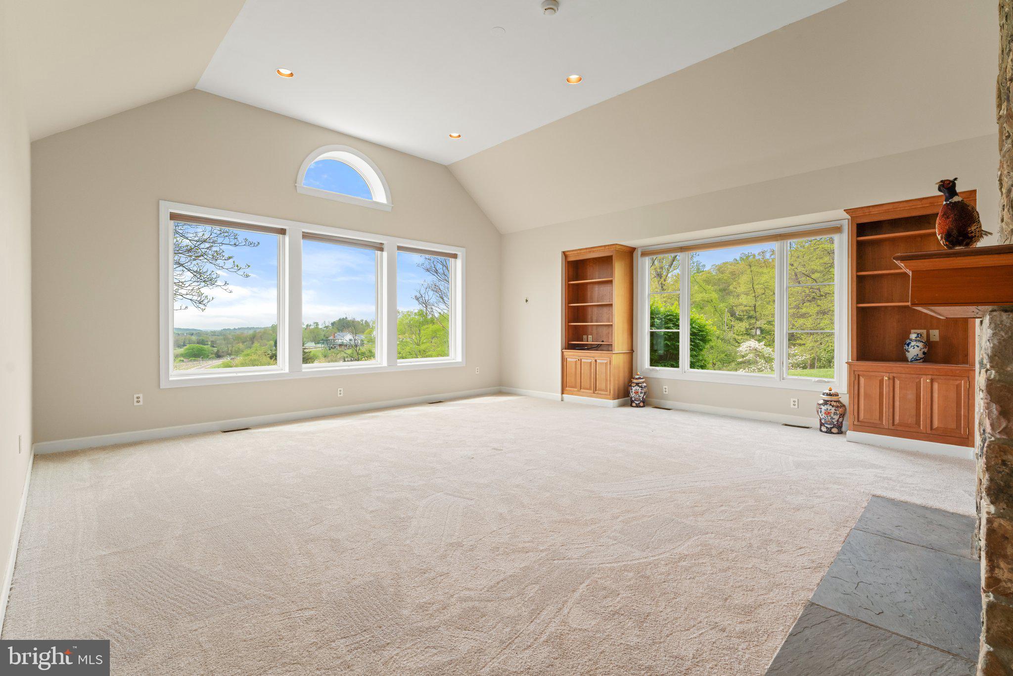 BELLEVUE FARMS - Residential