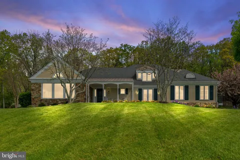 8300 Falcon Glen Road, Warrenton, VA 20186 - MLS#: VAFQ2016346