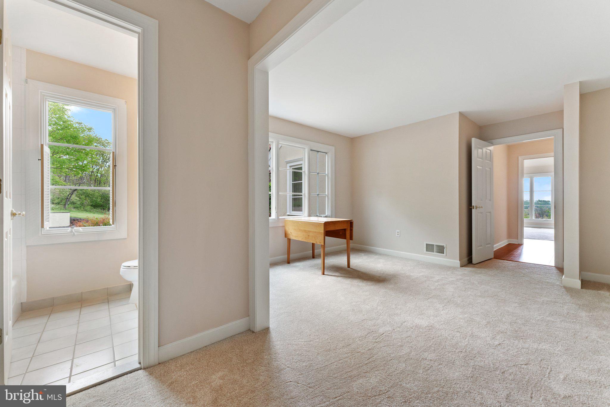 BELLEVUE FARMS - Residential