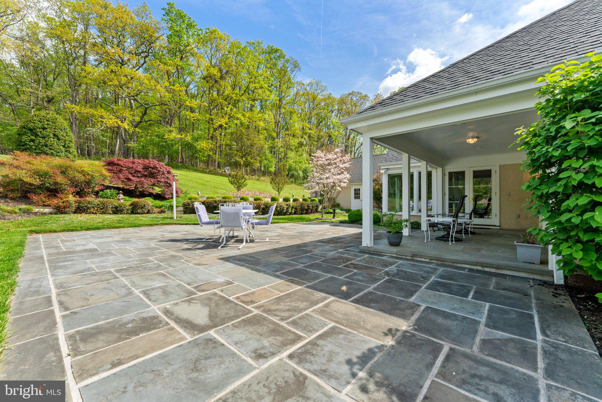 BELLEVUE FARMS - Residential