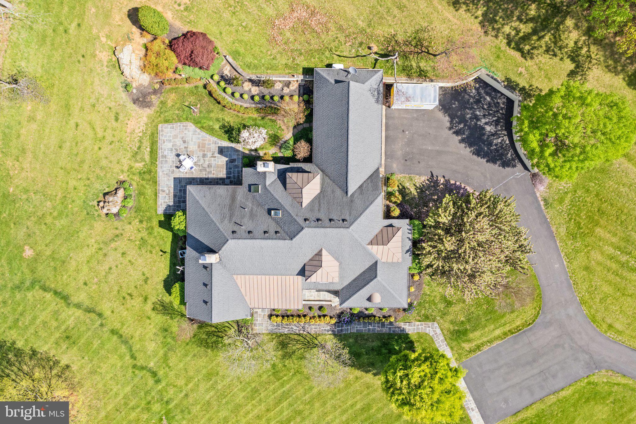 BELLEVUE FARMS - Residential