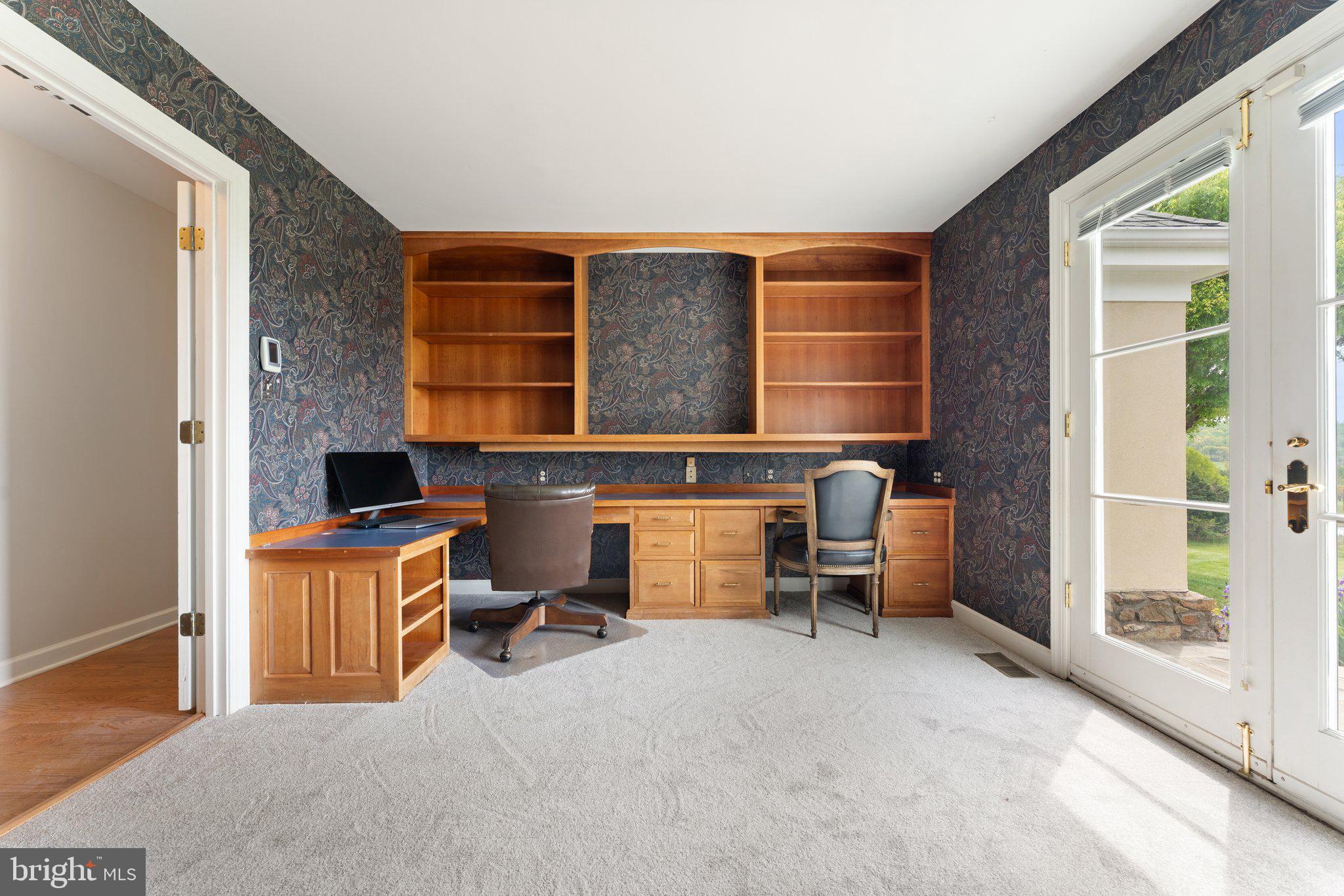 BELLEVUE FARMS - Residential