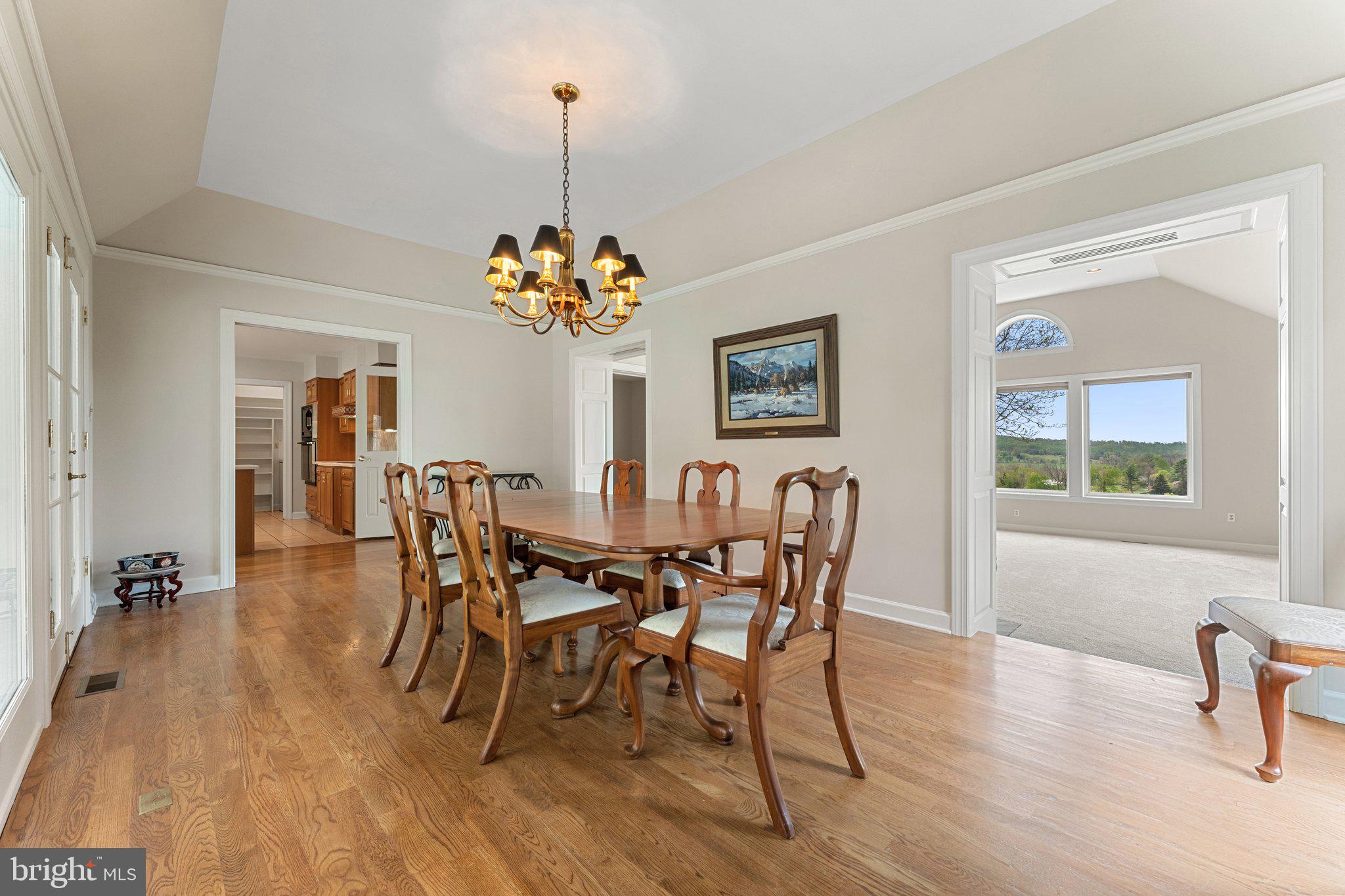 BELLEVUE FARMS - Residential